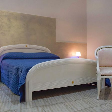 B&B Al Castello Di Леттере Экстерьер фото