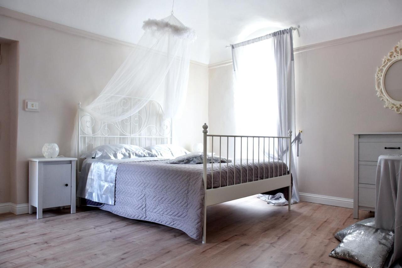 B&B Al Castello Di Леттере Экстерьер фото